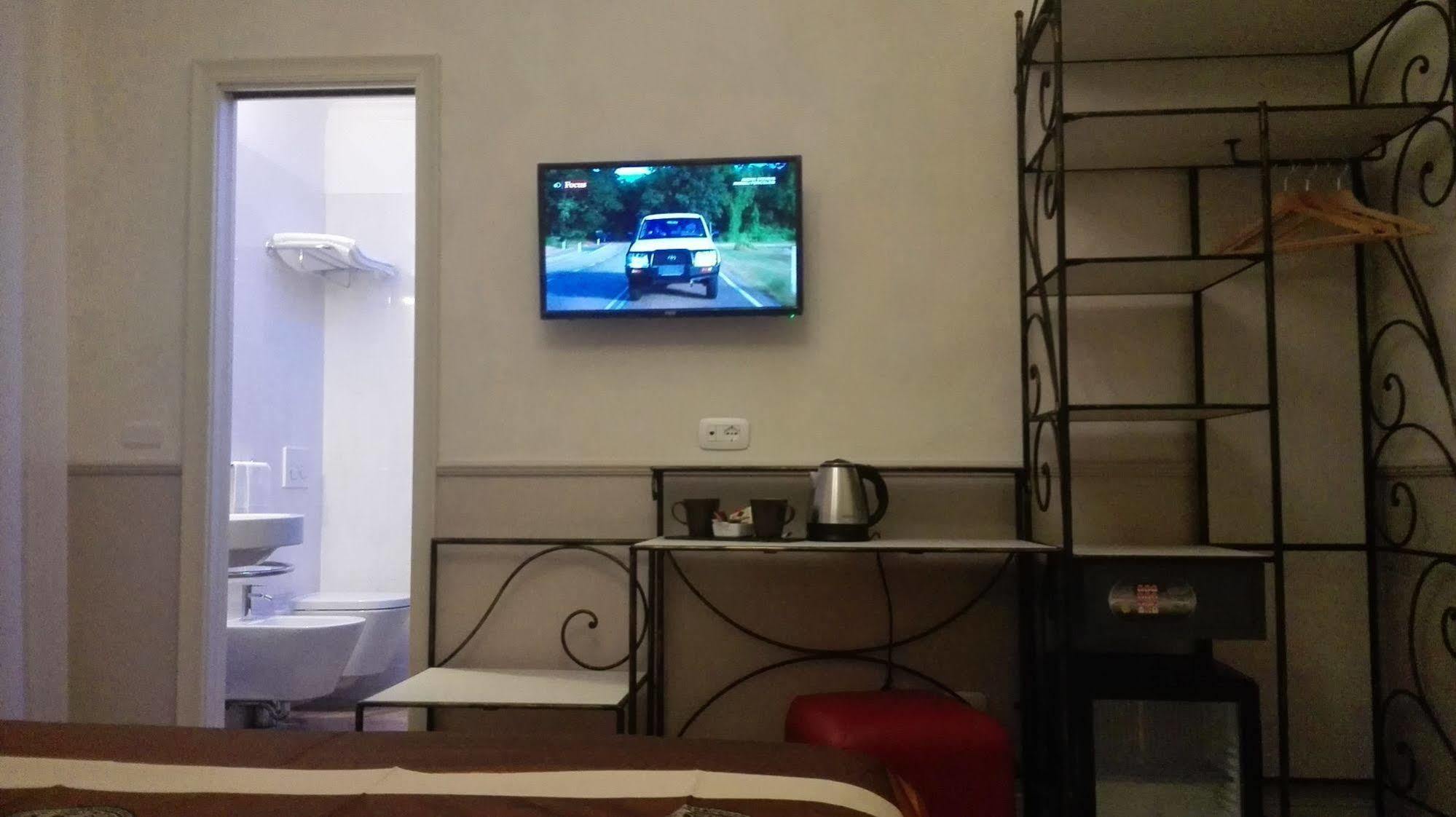 Residenza Cavallini Рим Екстер'єр фото