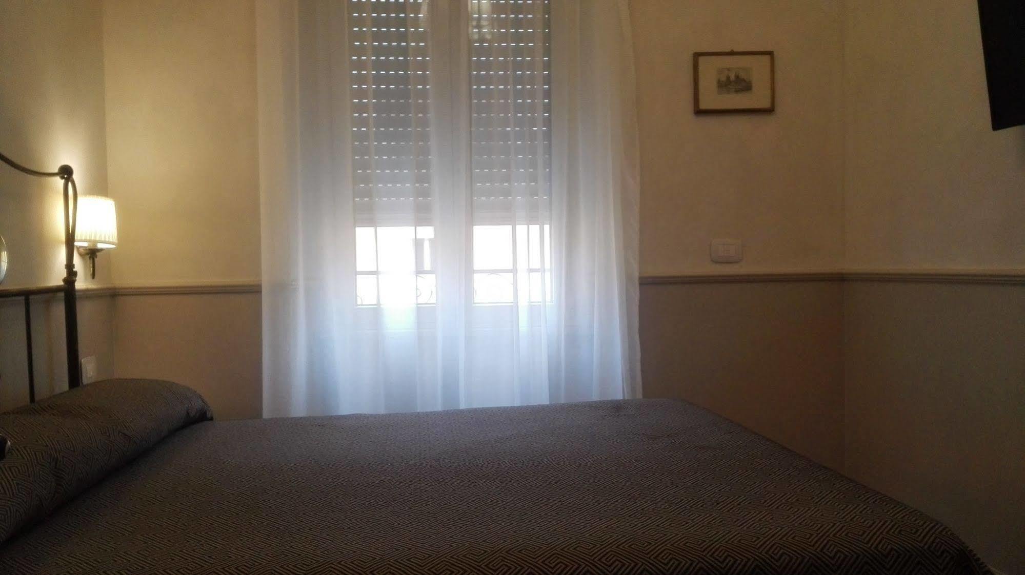 Residenza Cavallini Рим Екстер'єр фото